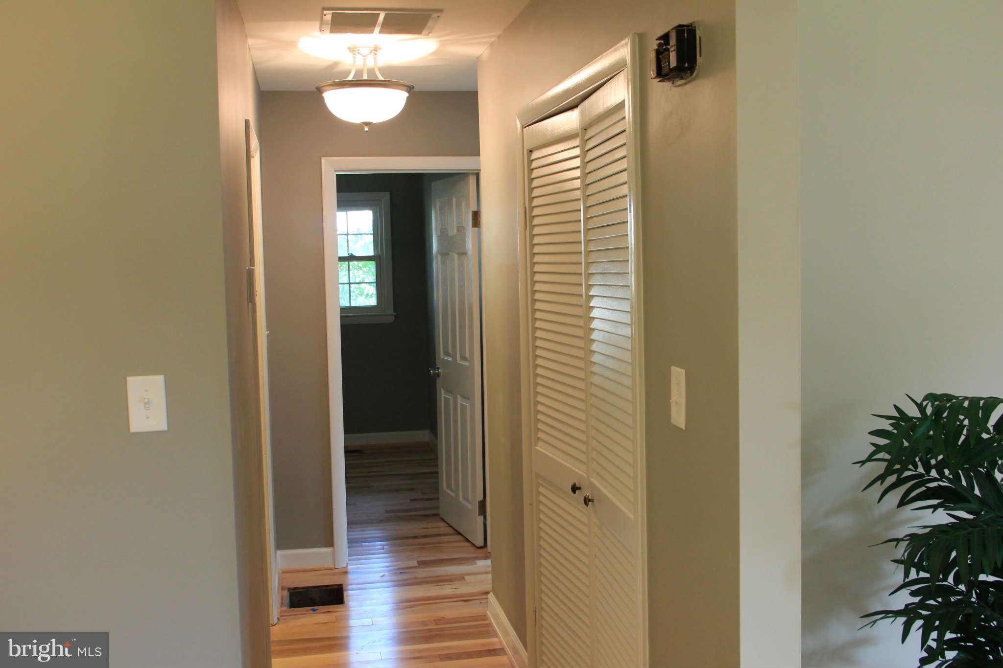 4514 Rhett Lane Fairfax, VA 22030 - Photo 12 of 29 Hallway to Bathroom and Bedrooms