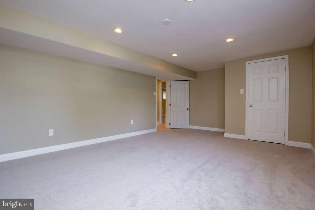 4514 Rhett Lane Fairfax, VA 22030 - Photo 18 of 29 Lower level bedroom