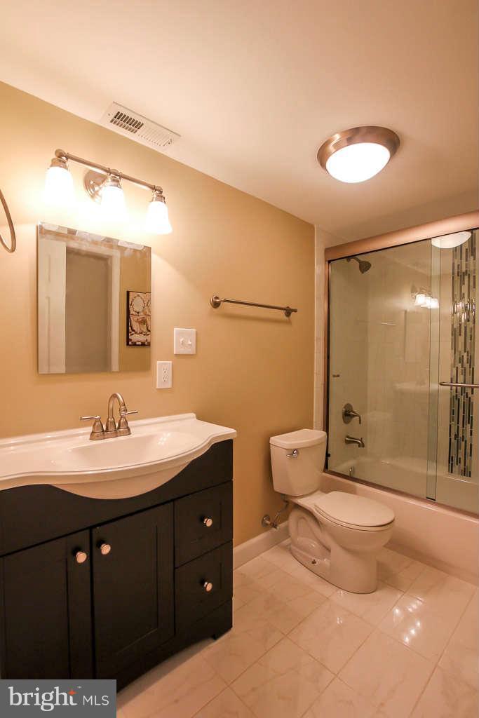 4514 Rhett Lane Fairfax, VA 22030 - Photo 21 of 29 Lower Level Bath