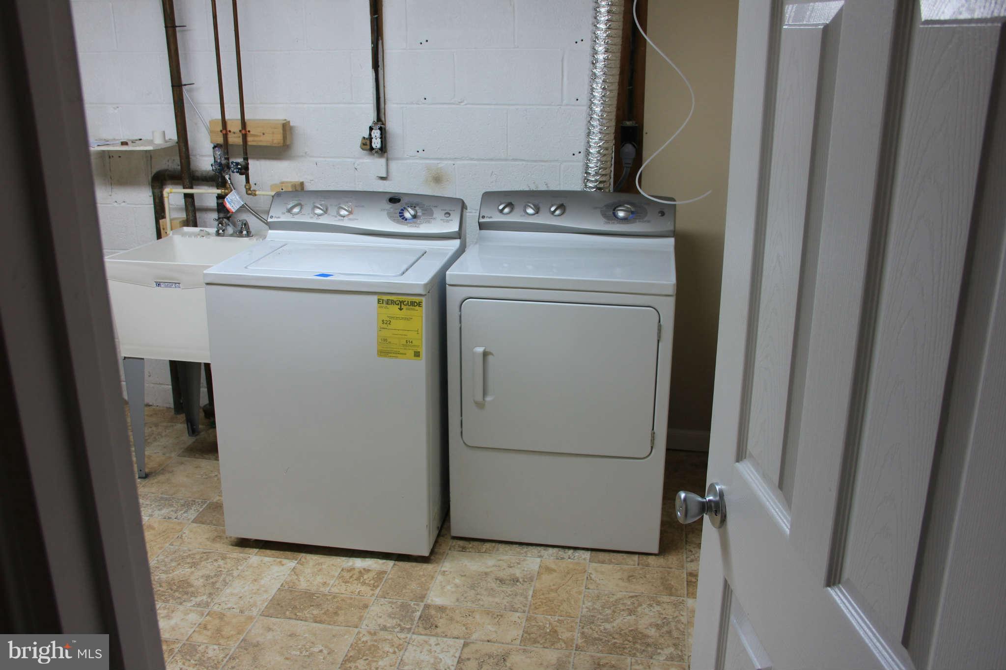 4514 Rhett Lane Fairfax, VA 22030 - Photo 22 of 29 Lower Level Laundry