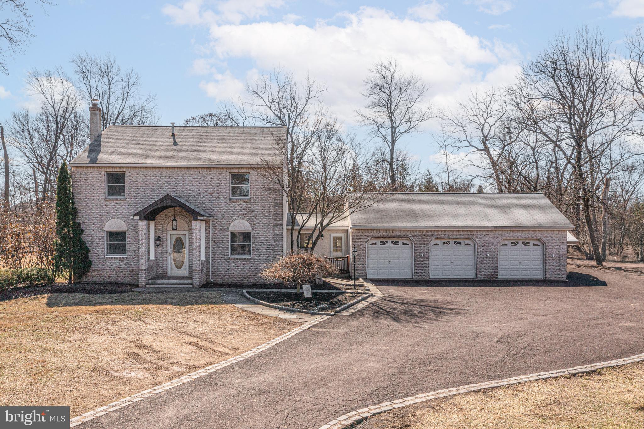 2564 Morris Road Lansdale, PA 19446 - Photo 2 of 61 Gallery Image 2