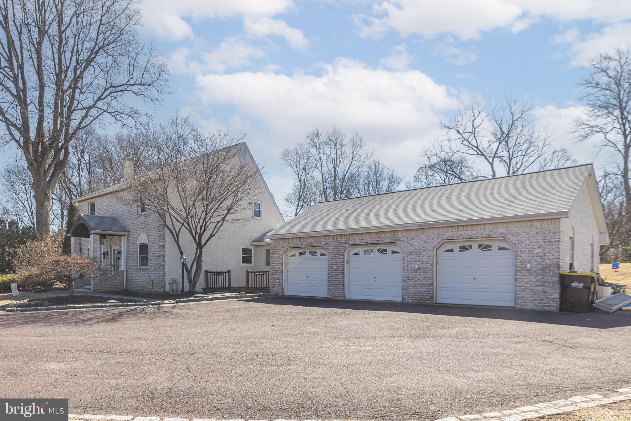 2564 Morris Road Lansdale, PA 19446 - Photo 3 of 61 Gallery Image 3