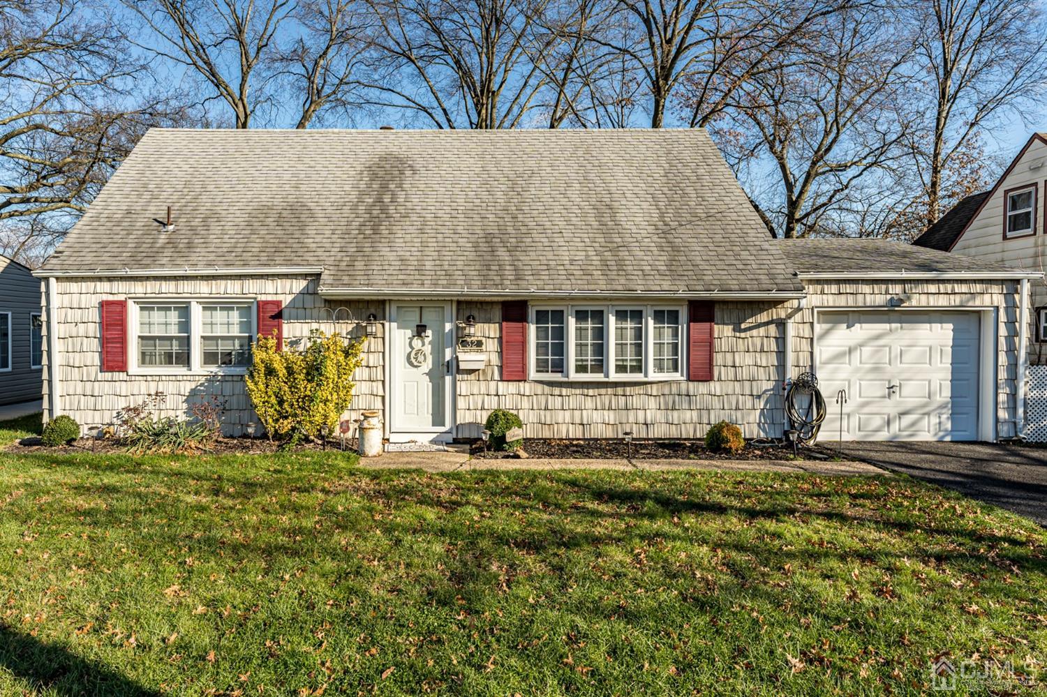 32 Wendy Road Colonia, NJ 07067 - Photo 1 of 28 Gallery Image 1