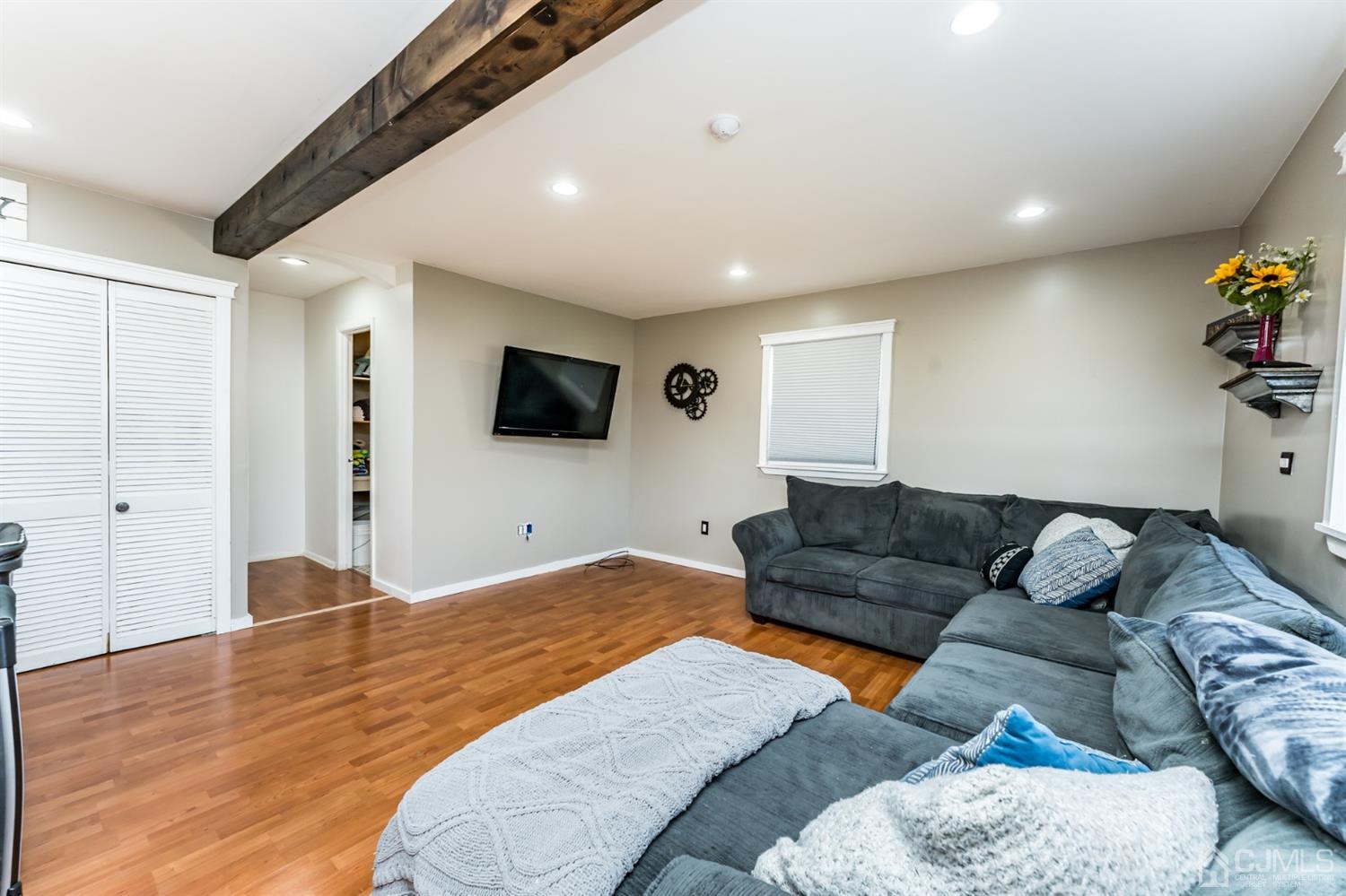 32 Wendy Road Colonia, NJ 07067 - Photo 13 of 28 Gallery Image 13