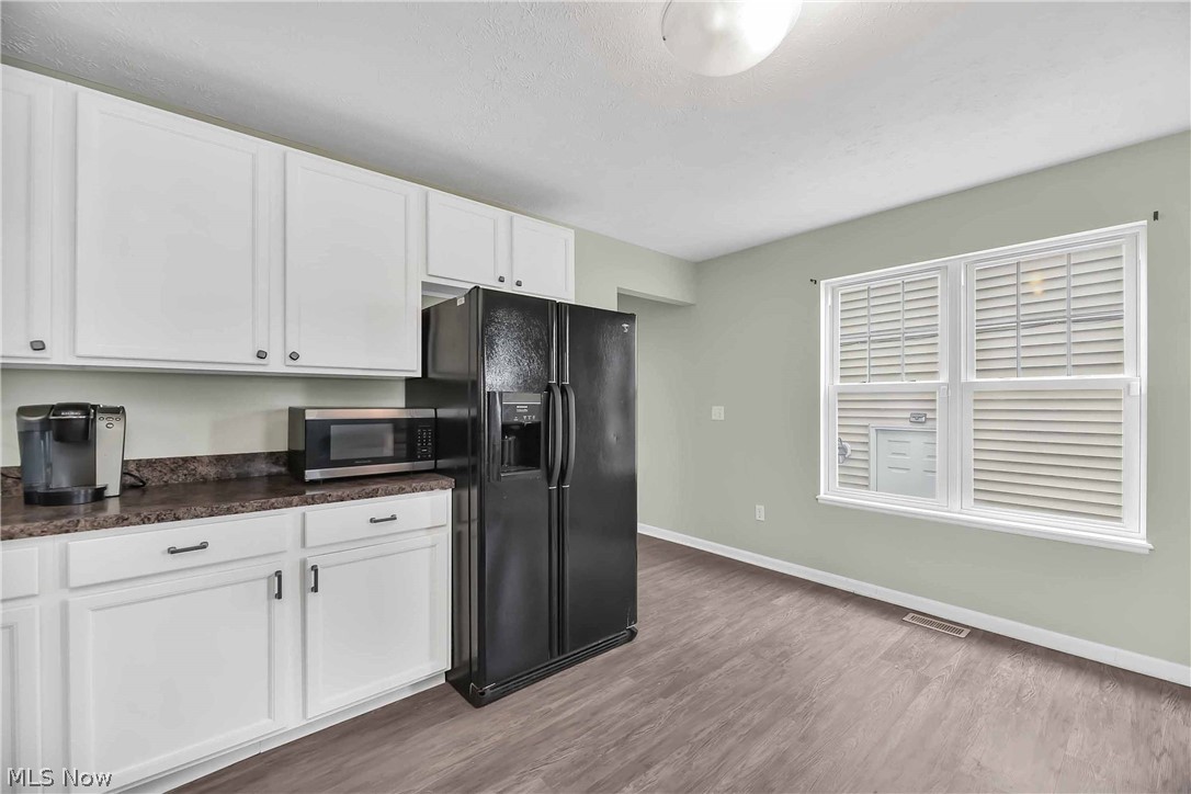 4417 Brooks Road Cleveland, OH 44105 - Photo 8 of 34