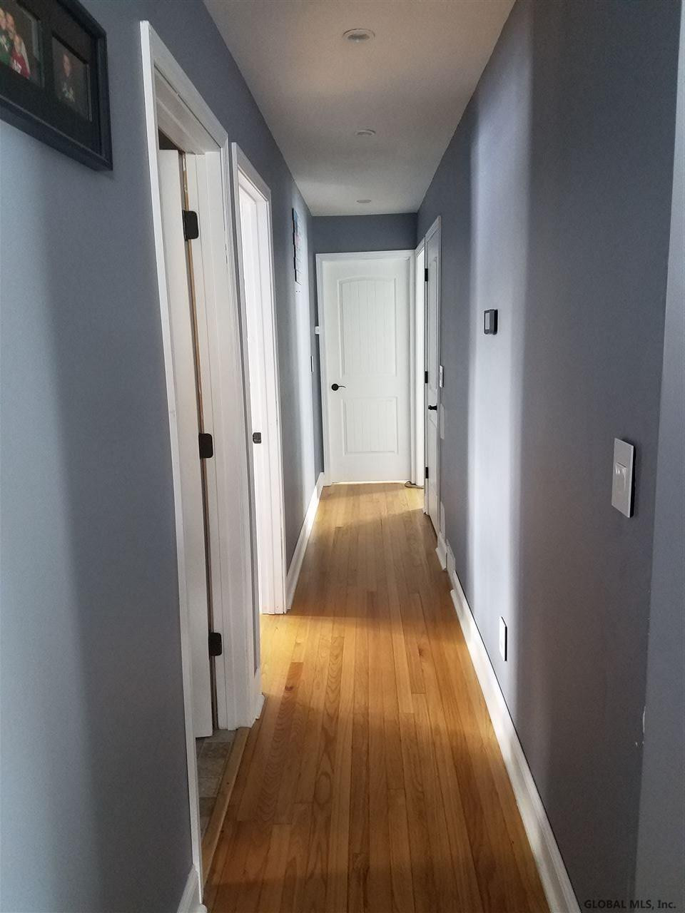 545 Bradford Road Schenectady, NY 12304 - Photo 10 of 28 Photo 10