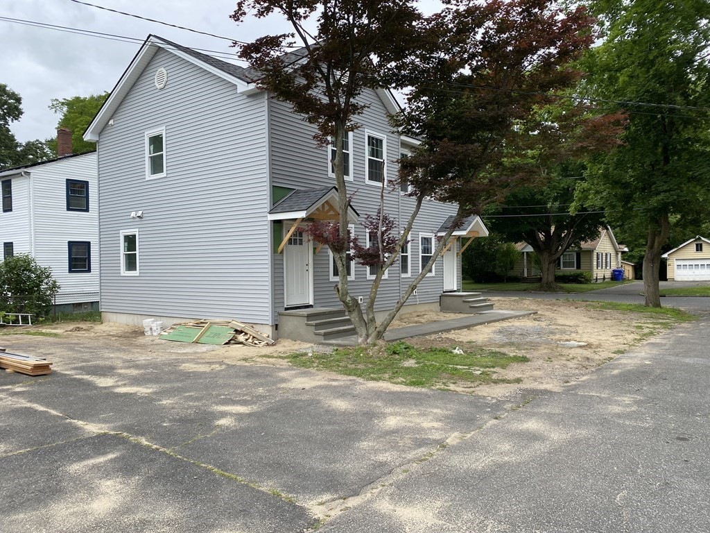 54-56 Stanton Street Springfield, MA 01108 - Photo 3 of 6
