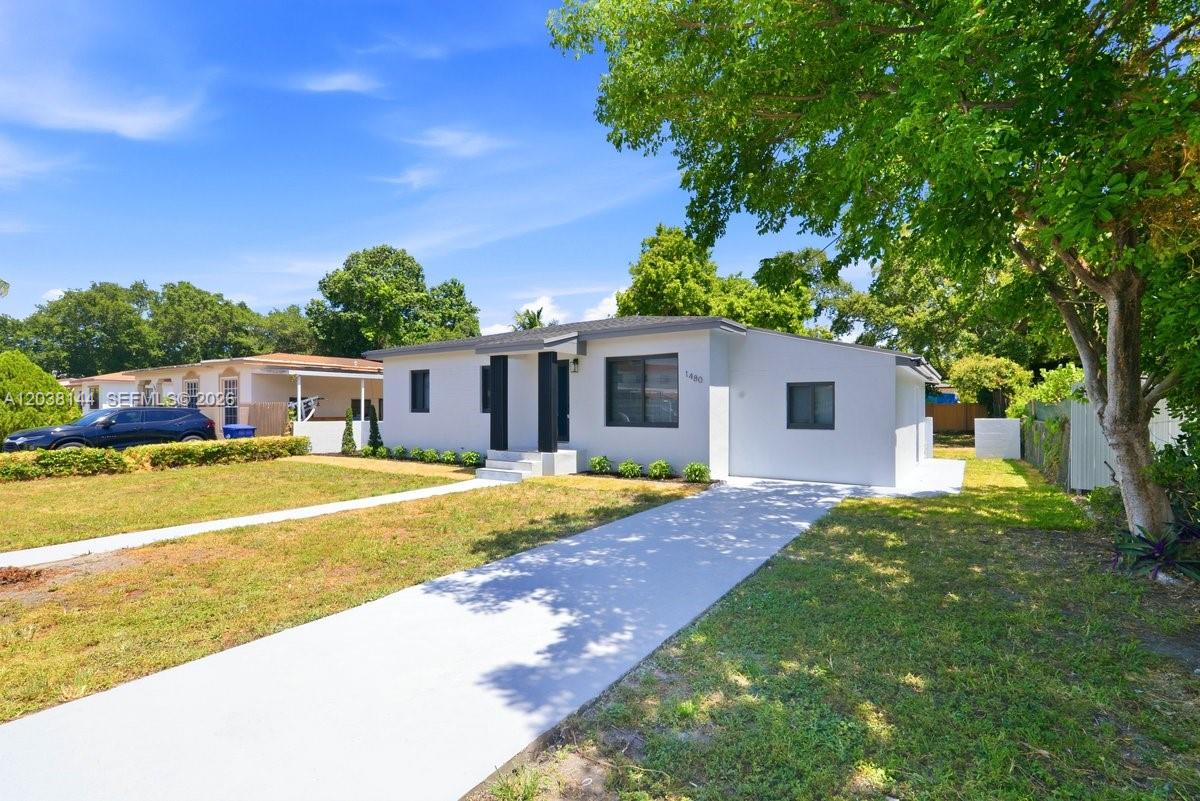 1480 Northeast 150th Street Miami, FL 33161 - Photo 5 of 30