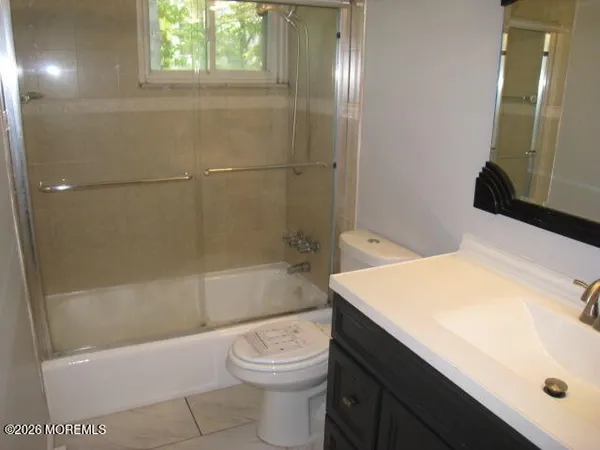 $1,850 | 45 Broad Street, Unit 2, Freehold, NJ 07728