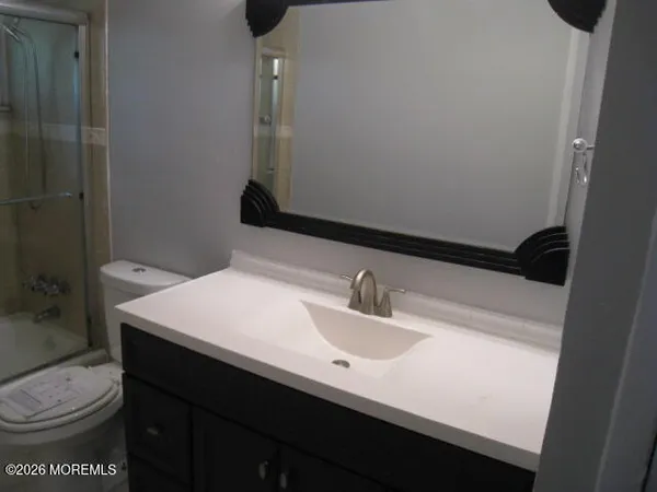 $1,850 | 45 Broad Street, Unit 2, Freehold, NJ 07728