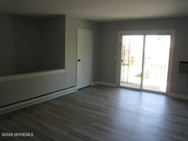 $1,850 | 45 Broad Street, Unit 2, Freehold, NJ 07728