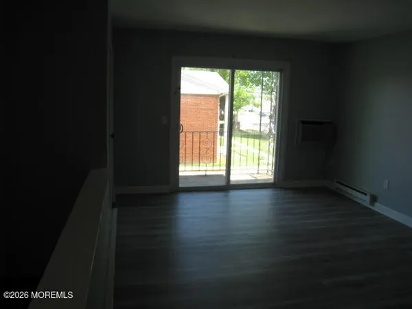 $1,850 | 45 Broad Street, Unit 2, Freehold, NJ 07728