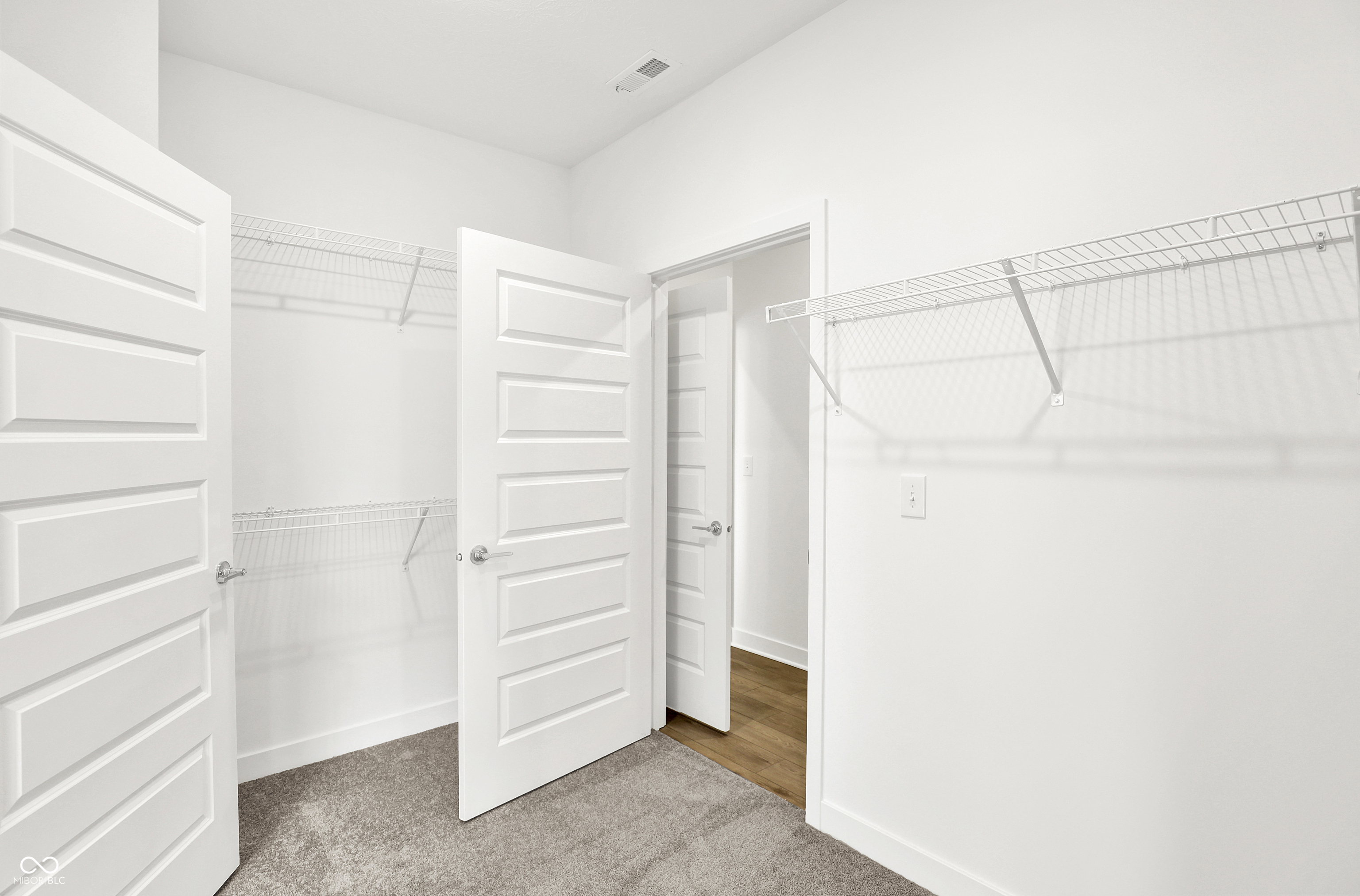 5245 Nettleton Way Avon, IN 46123 - Photo 35 of 56