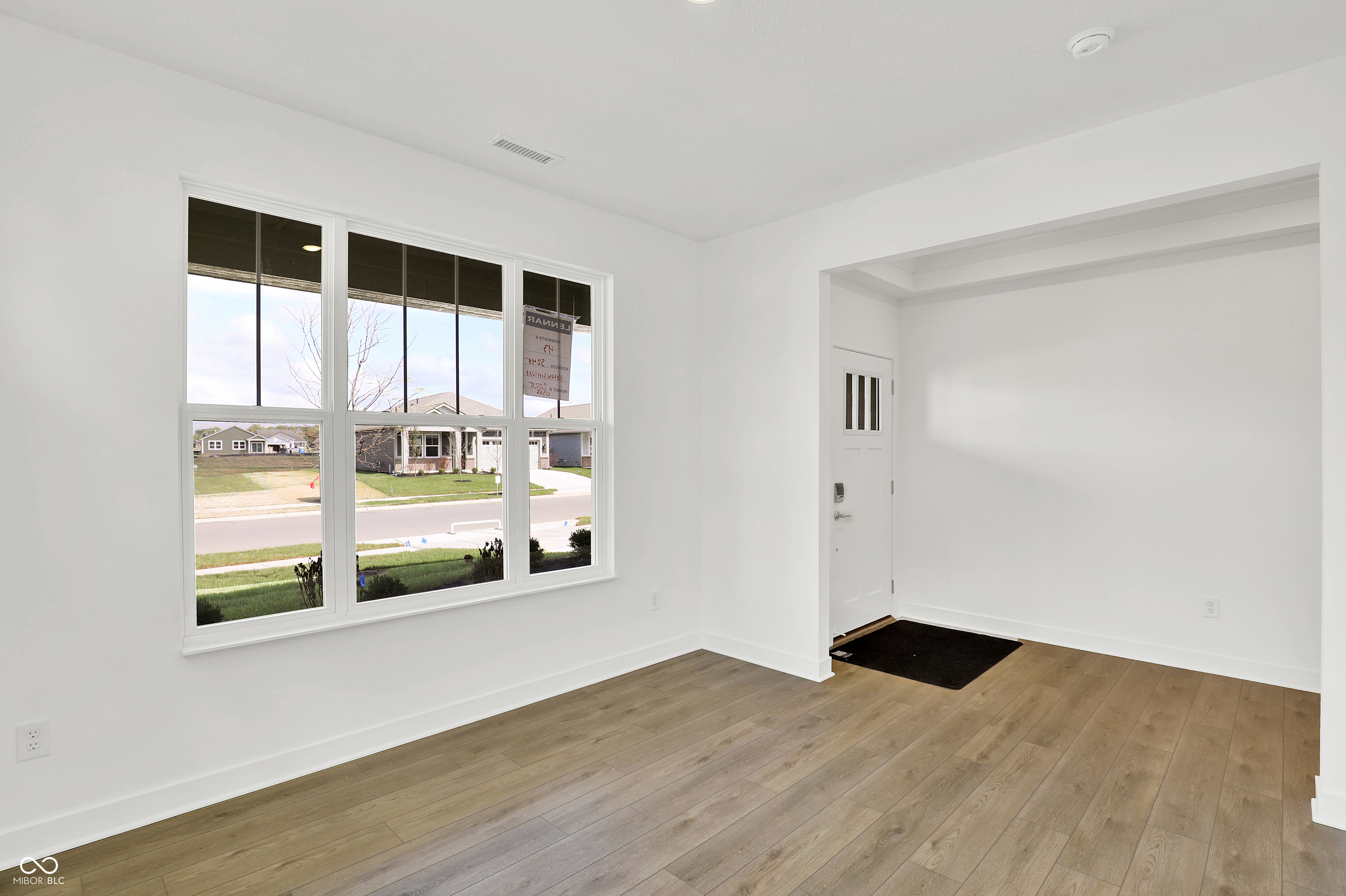 5245 Nettleton Way Avon, IN 46123 - Photo 8 of 56