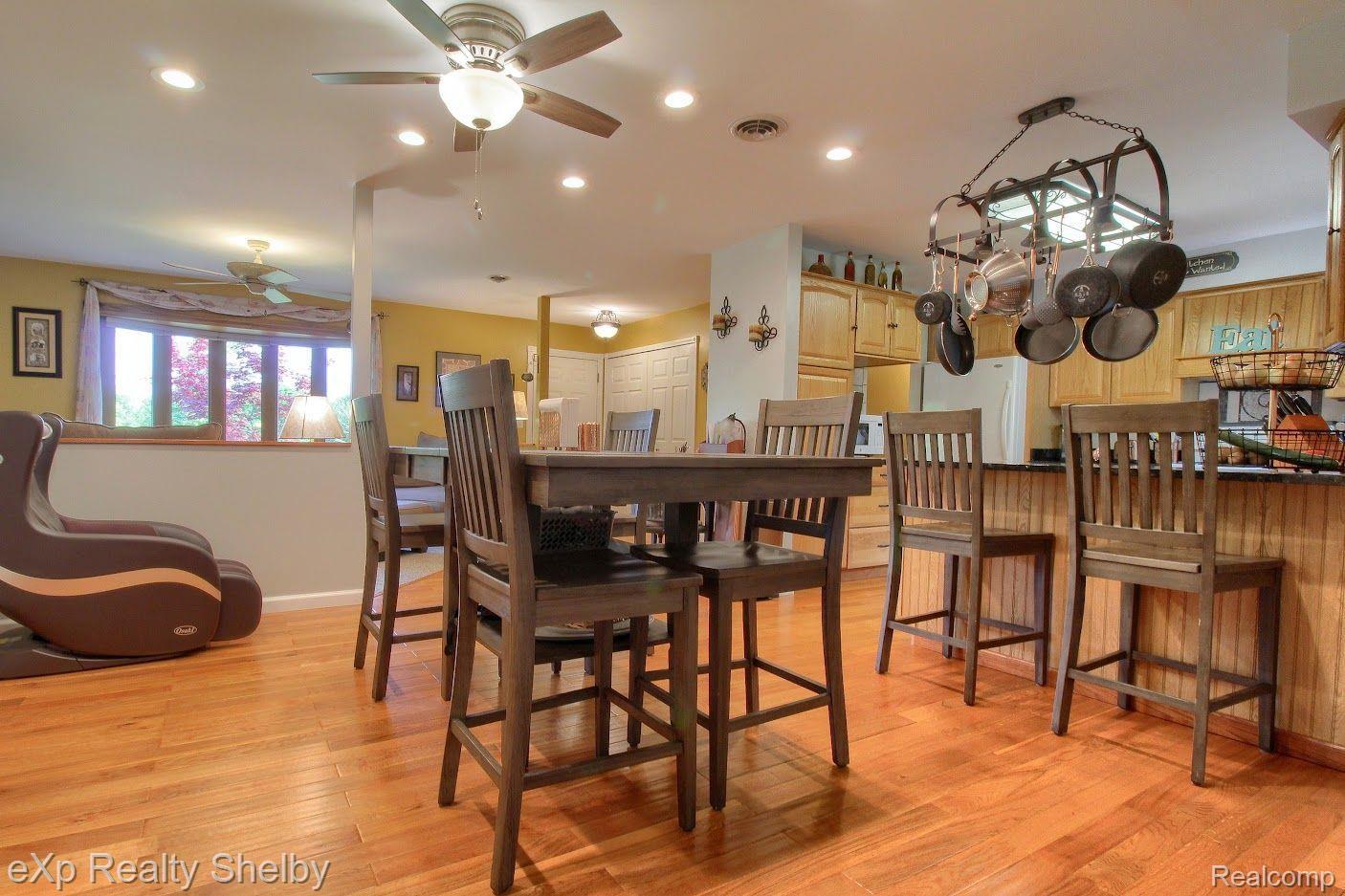 43460 Robson Road Belleville, MI 48111 - Photo 9 of 33 Gallery Image 9