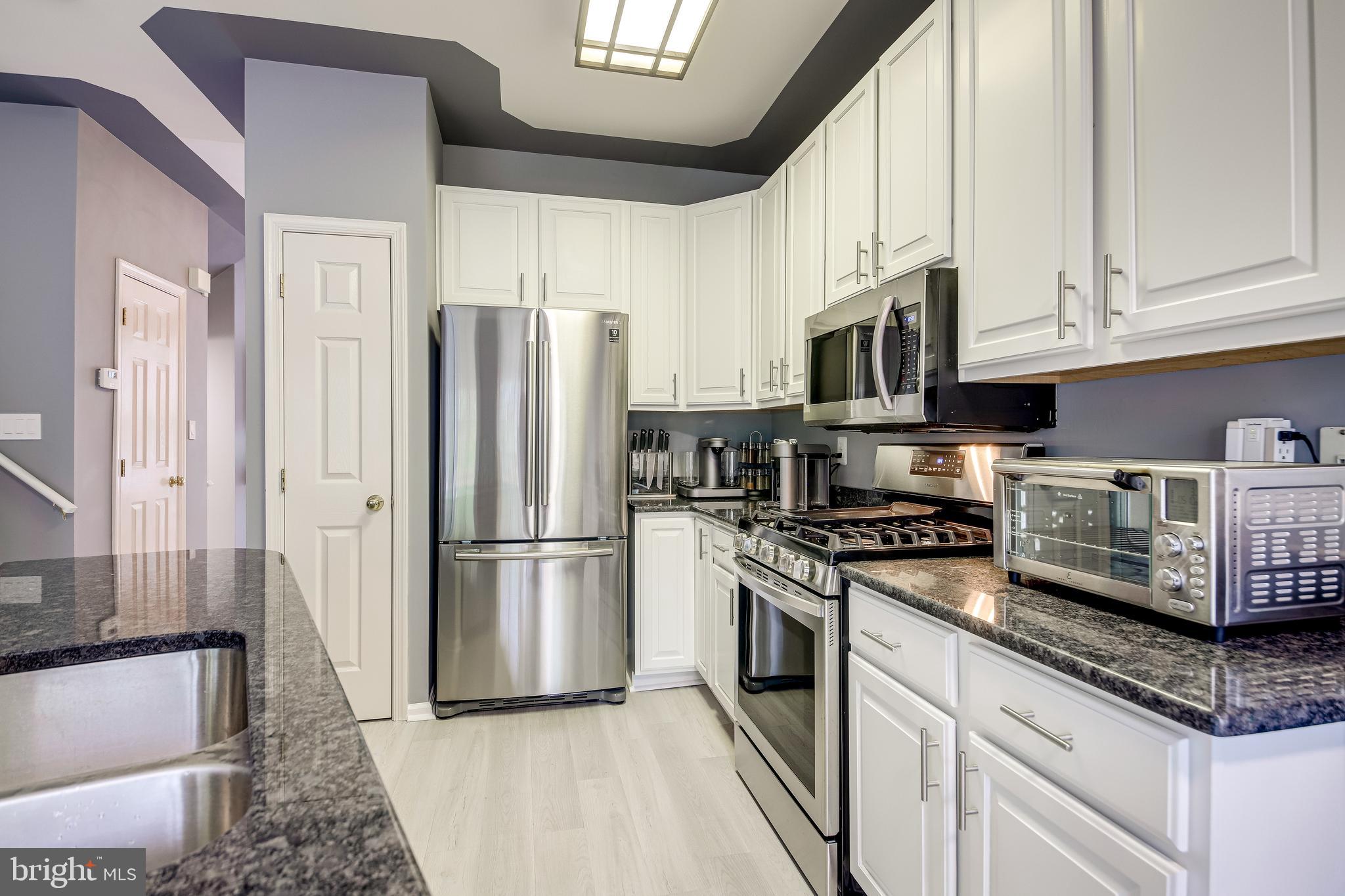 1244 Vintage Place Reston, VA 20194 - Photo 15 of 43 Gallery Image 15