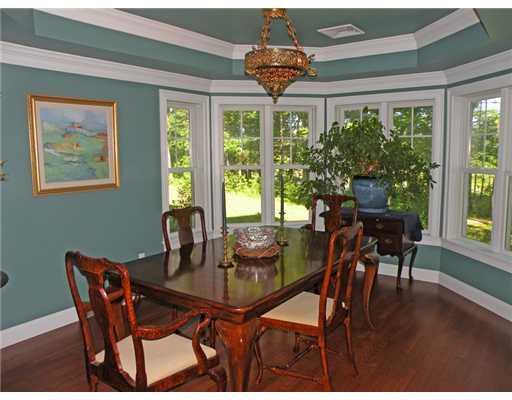 100 Shepard's Cove Road, Unit H101 Kittery, ME 03904 - Photo 4 of 18 Dining Room. The large dining room...