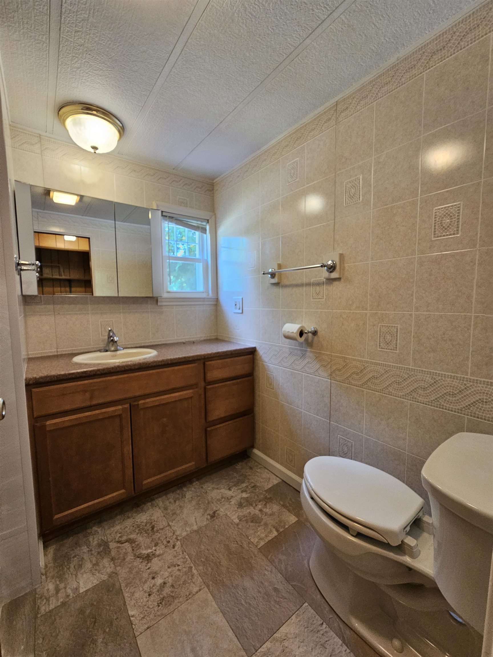 26 Melendy Road, Unit 97 Milford, NH 03055 - Photo 9 of 16