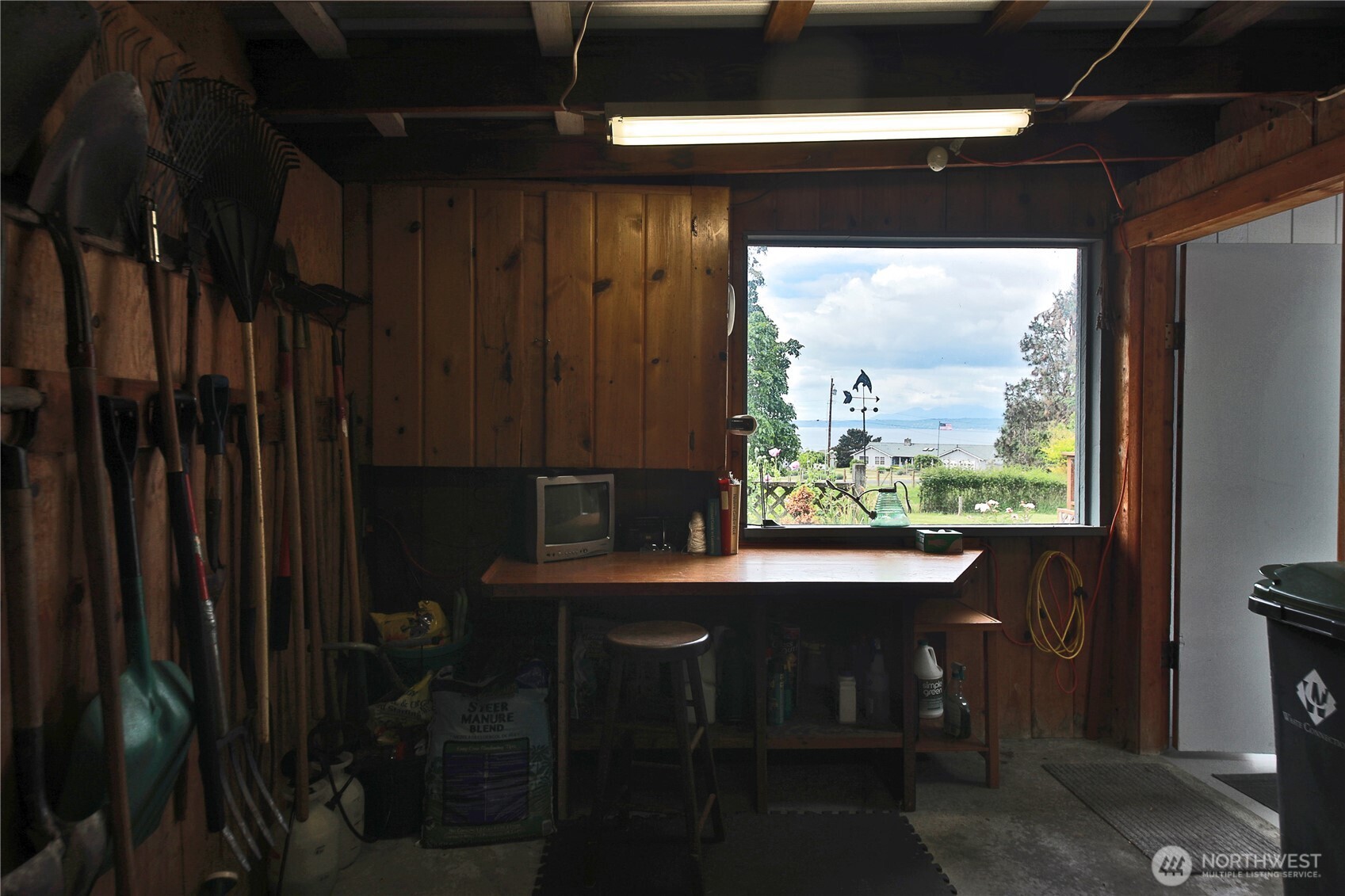 538 East Bush Point Road Freeland, WA 98249 - Photo 15 of 39