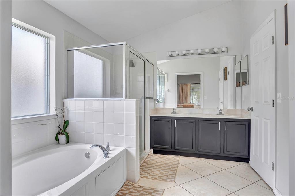 8335 Adele Road Lakeland, FL 33810 - Photo 14 of 30