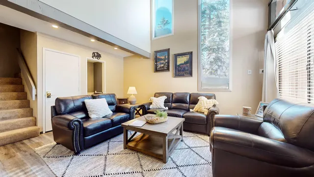 $712,000 | 248 Mammoth Slopes Drive, Unit 9, Mammoth Lakes, CA 93546