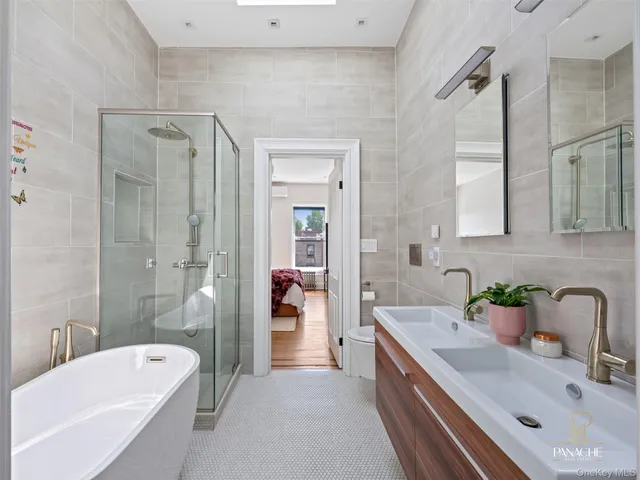 $4,950,000 | 400 Putnam Avenue | Bedford-Stuyvesant