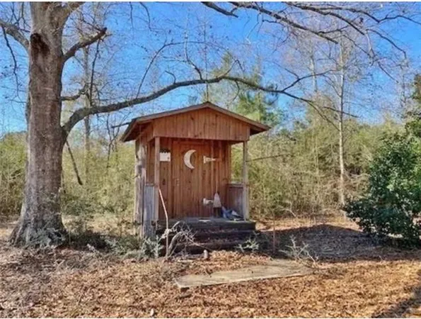 $170,000 | 72 Lawrence Reid Road, Tylertown, MS 39667