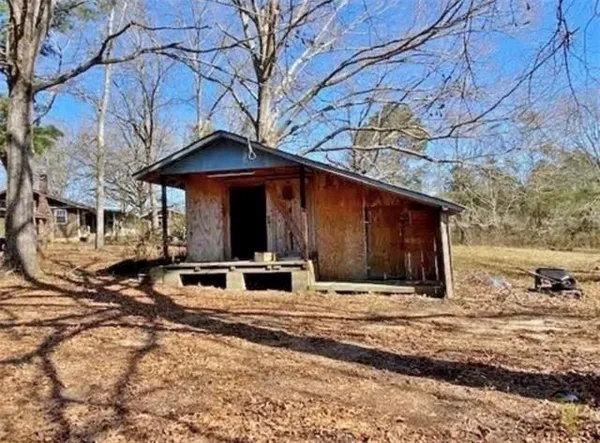 $160,000 | 72 Lawrence Reid Road, Tylertown, MS 39667