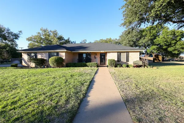 $350,000 | 1300 Hillcrest Road, Coleman, TX 76834