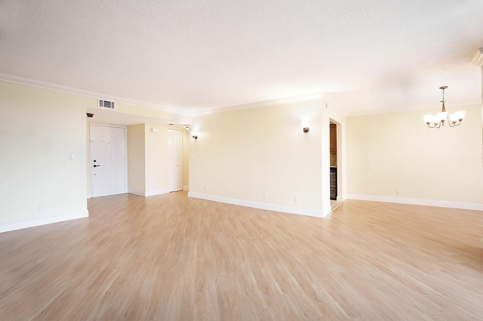 800 Jeffery Street, Unit 409 Boca Raton, FL 33487 - Photo 7 of 37 20230511202403914825000000-o