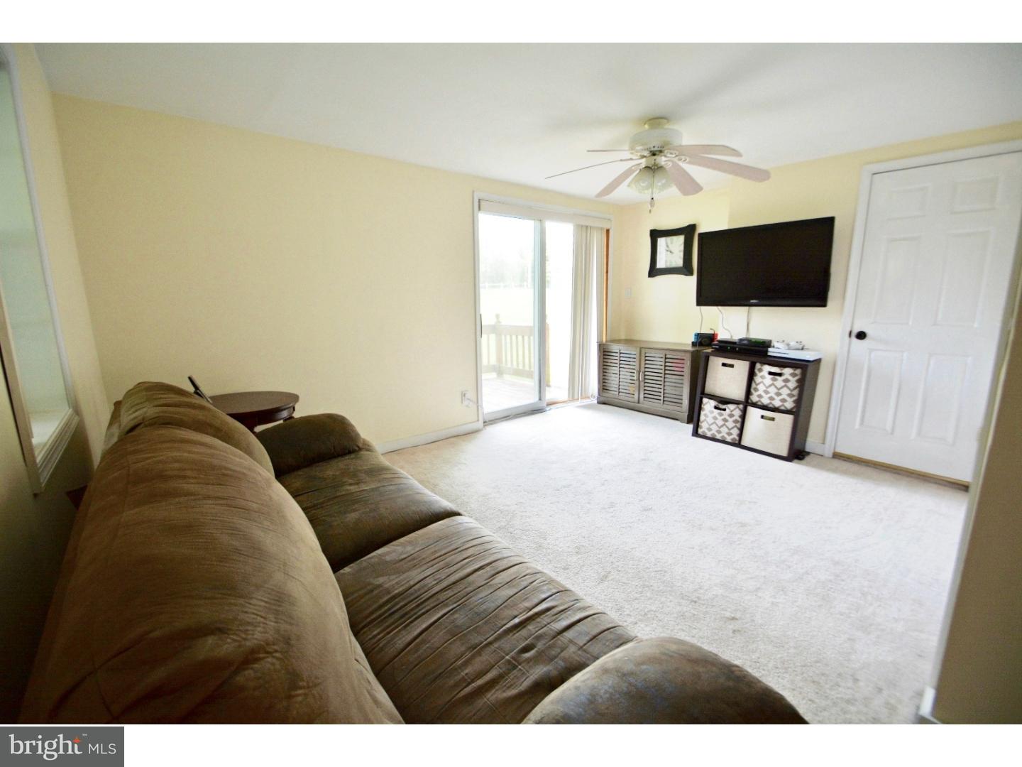 1291 Easton Road Riegelsville, PA 18077 - Photo 11 of 25 Family Room