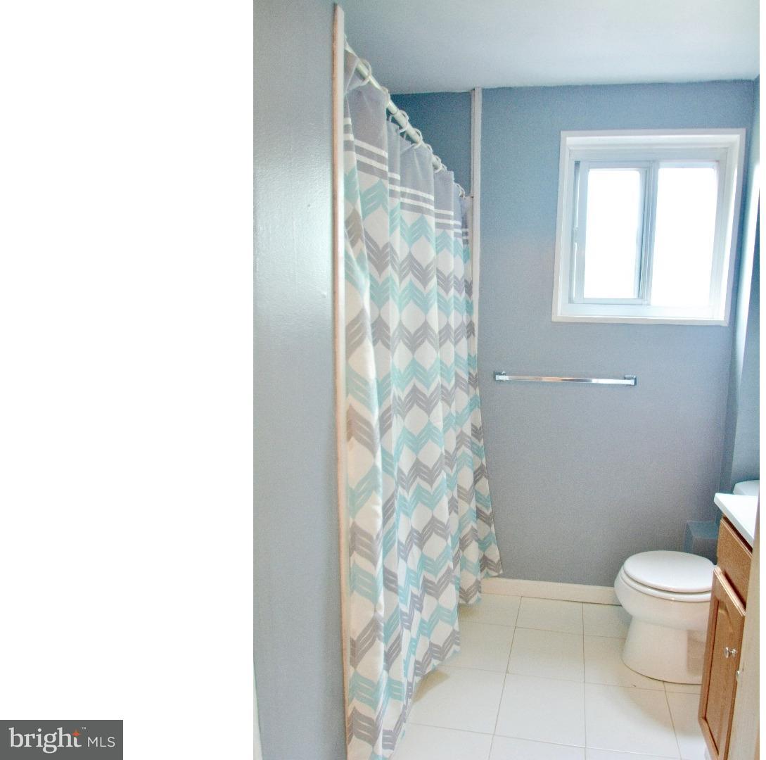 1291 Easton Road Riegelsville, PA 18077 - Photo 16 of 25 Bathroom