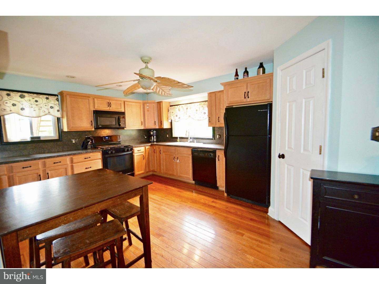 1291 Easton Road Riegelsville, PA 18077 - Photo 23 of 25 Kitchen