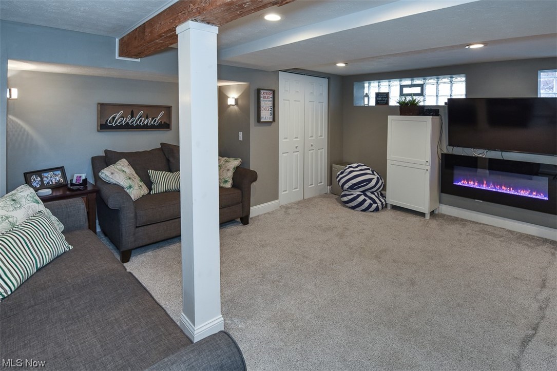 2607 Kingston Road Cleveland, OH 44118 - Photo 27 of 35