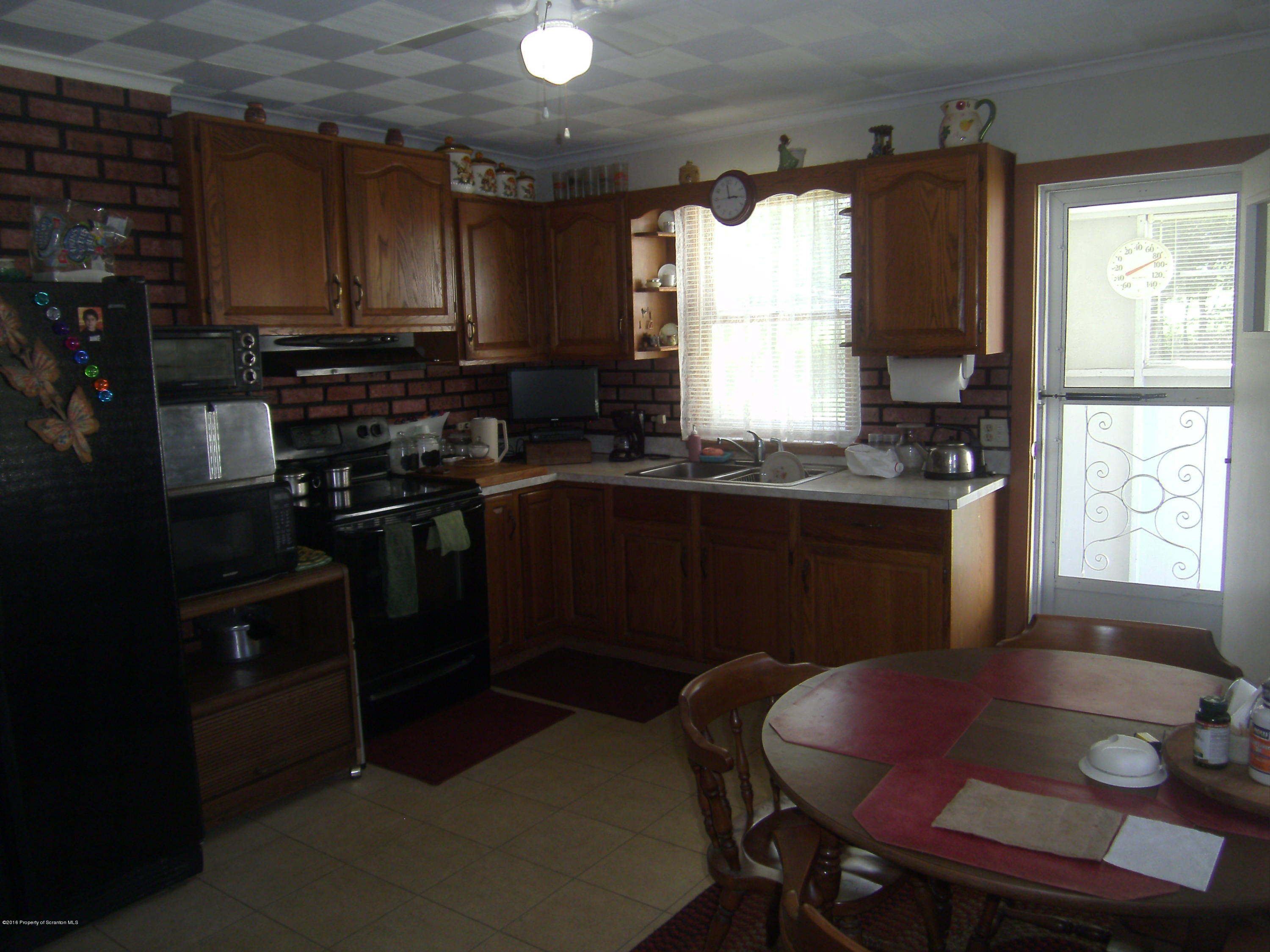 855 Becks Crossing Road Moscow, PA 18444 - Photo 3 of 43