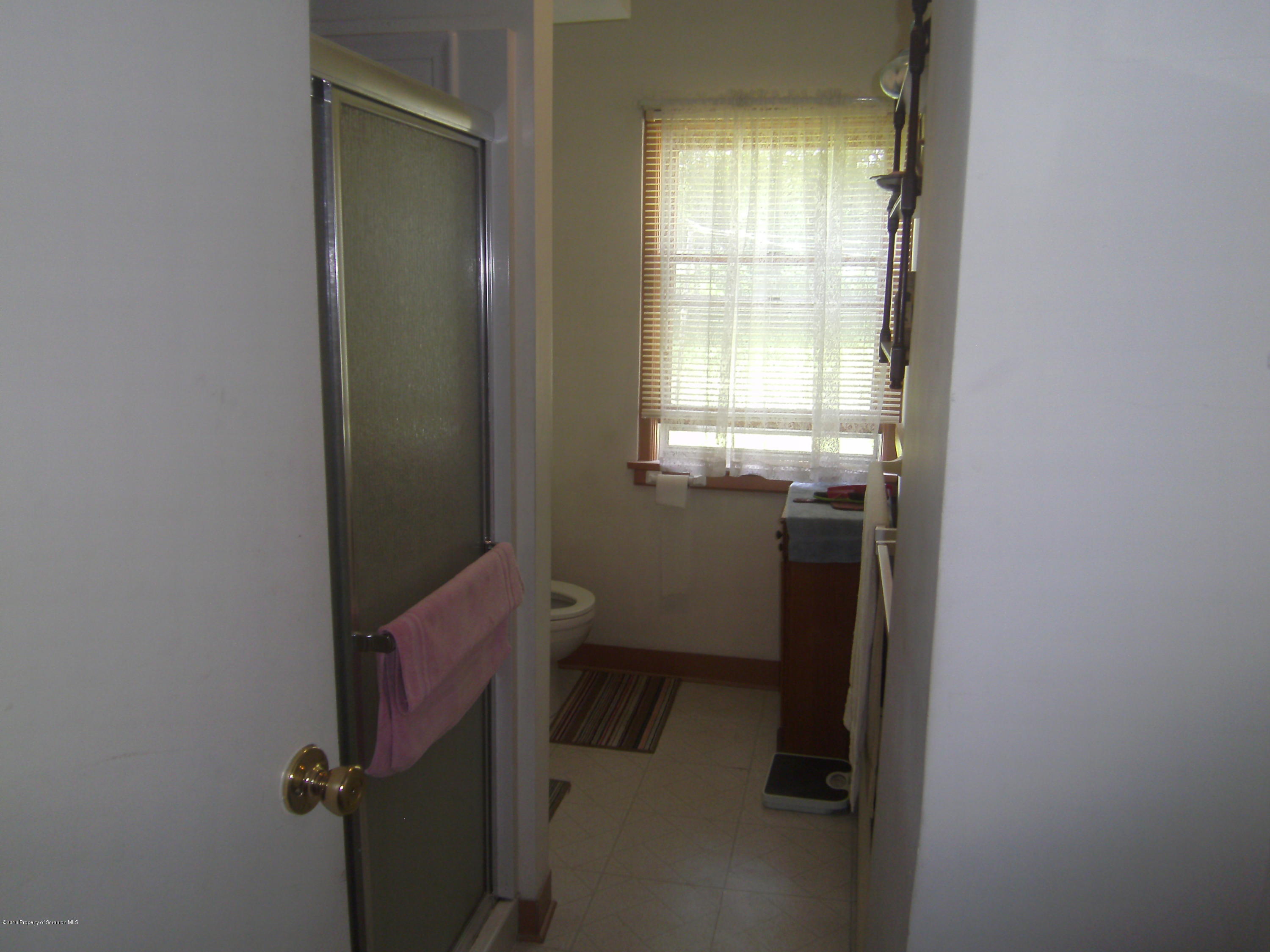 855 Becks Crossing Road Moscow, PA 18444 - Photo 8 of 43