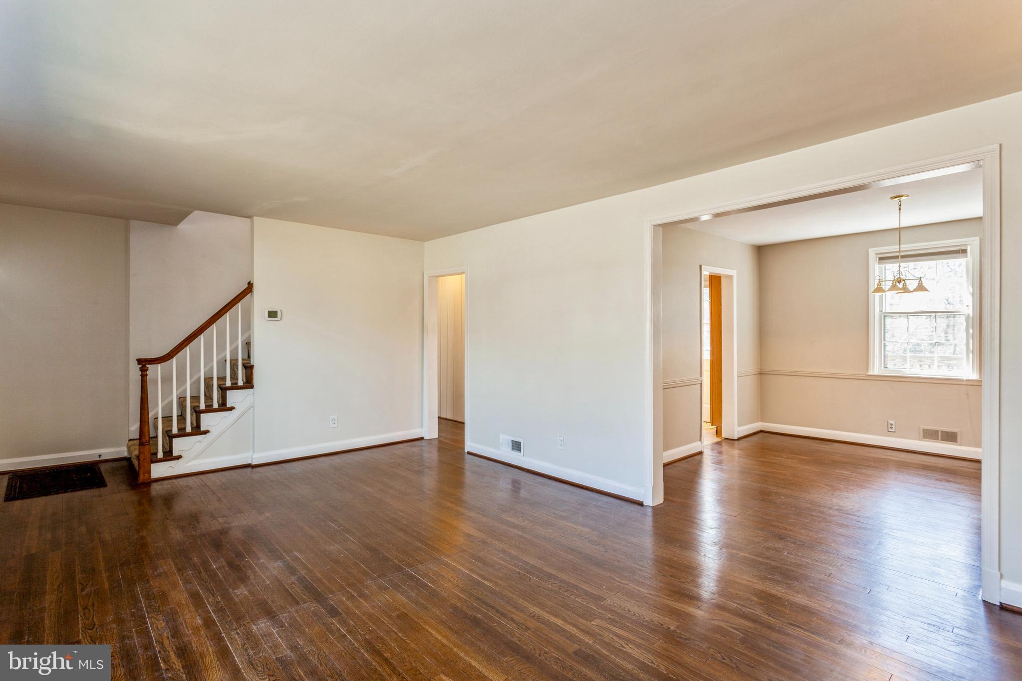 809 Eton Road Towson, MD 21204 - Photo 4 of 45 Living/Dining Rooms