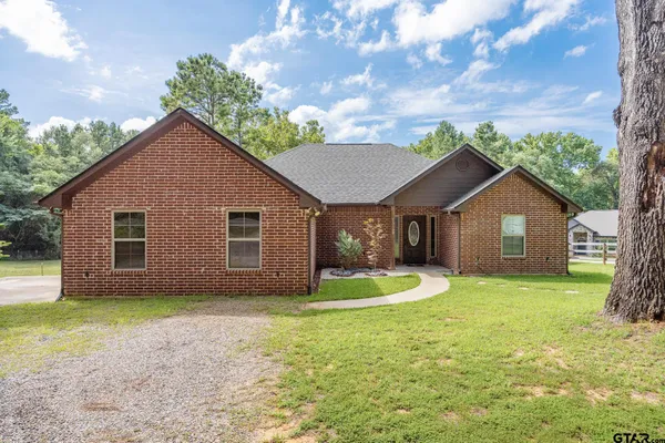 $425,000 | 15150 County Road 1113, Tyler, TX 75703