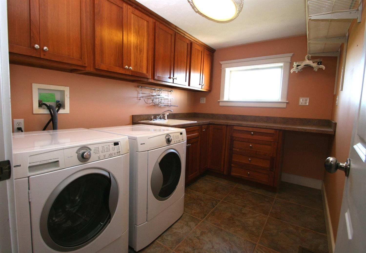 2105 Two Mile Road Winchester, KY 40391 - Photo 21 of 48 Laundry room. (first floor)