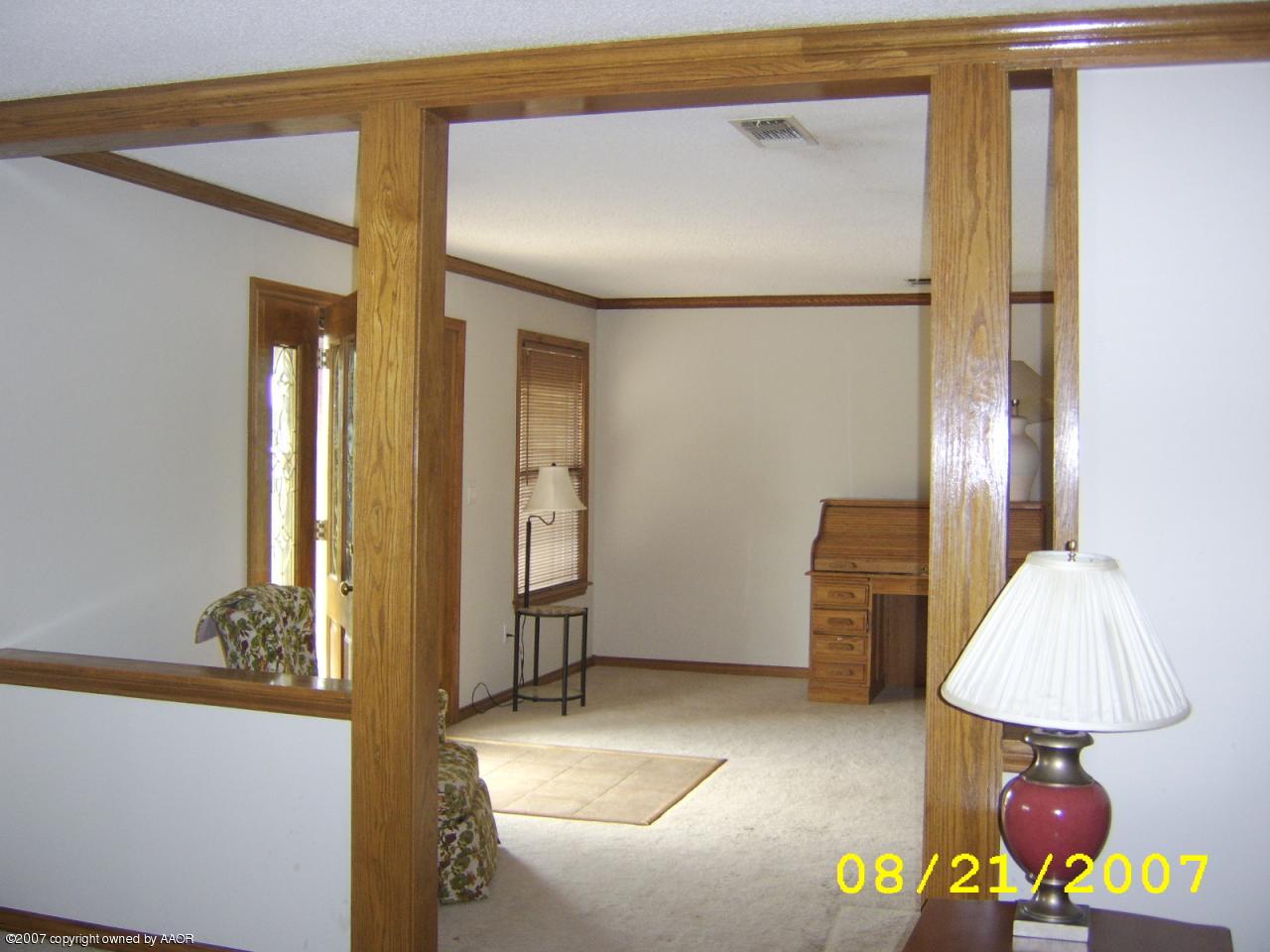 220 Caddo Road Amarillo, TX 79108 - Photo 3 of 13 3
