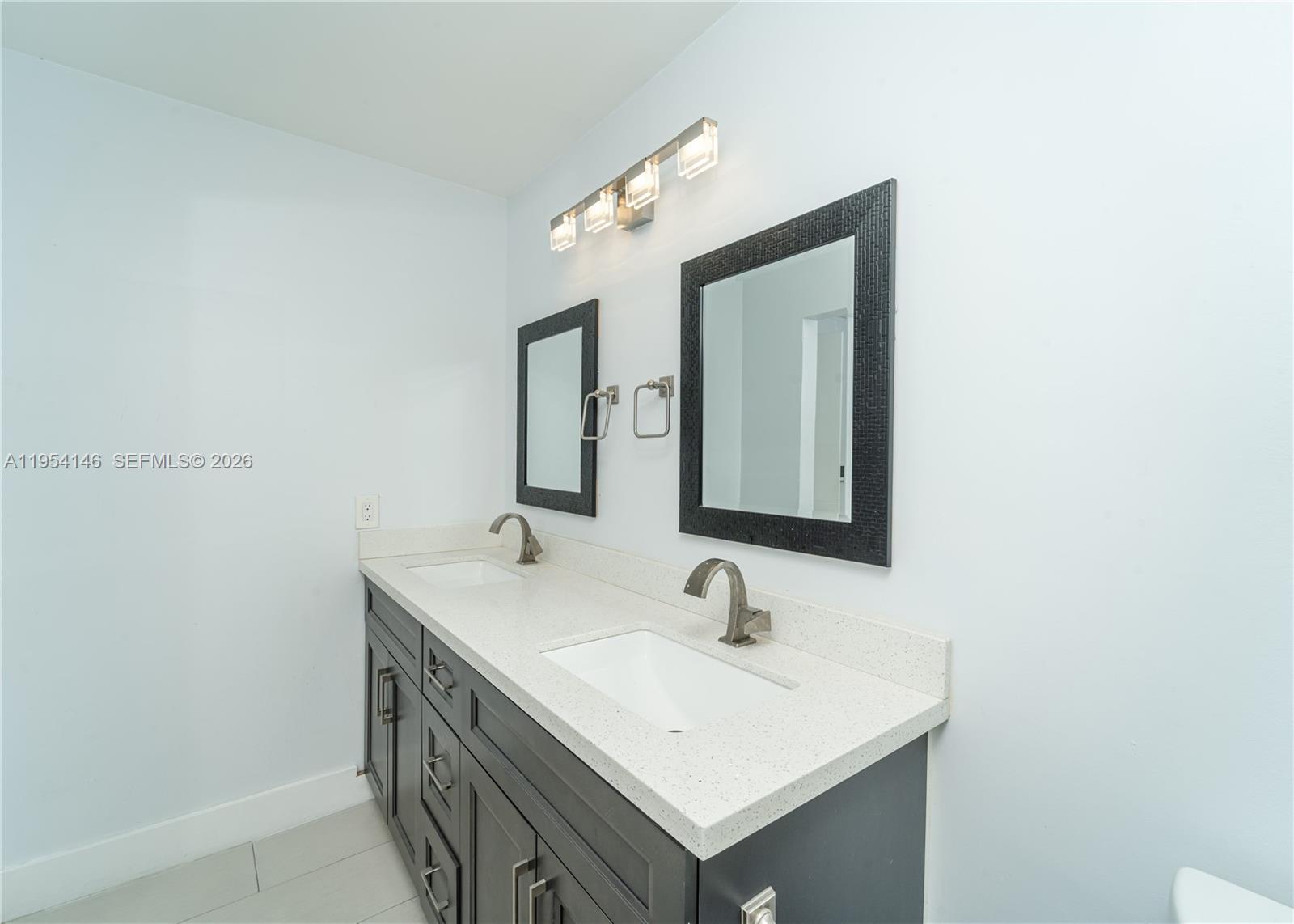19441 Northwest 59th Place Hialeah, FL 33015 - Photo 18 of 30