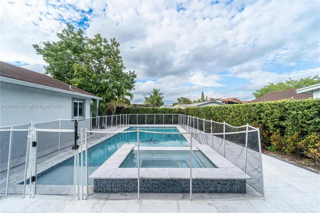 $4,500 | 19441 Northwest 59th Place, Hialeah, FL 33015