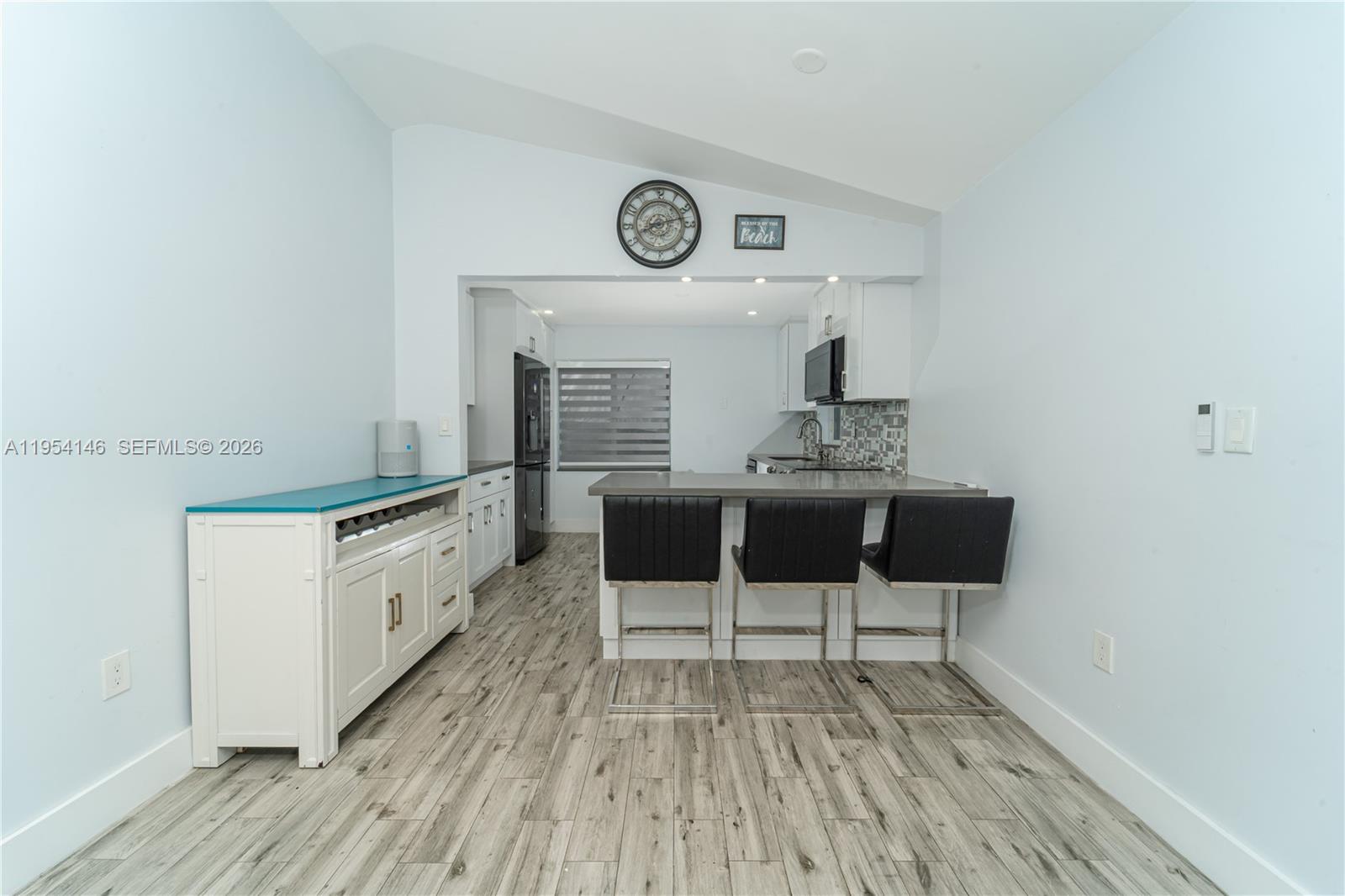 19441 Northwest 59th Place Hialeah, FL 33015 - Photo 7 of 30