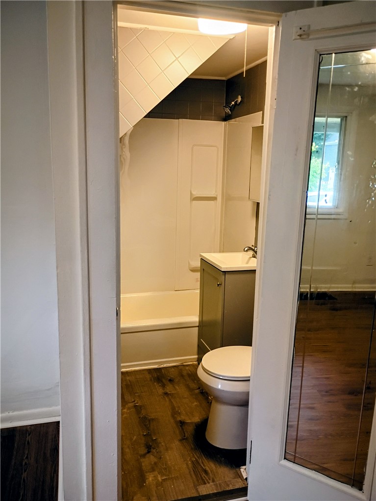 331 Garson Avenue Rochester, NY 14609 - Photo 20 of 23