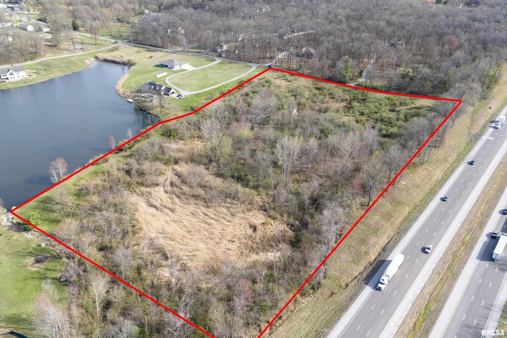 0 South County Line Road West Frankfort, IL 62896 - Photo 4 of 12 a close up of a bench