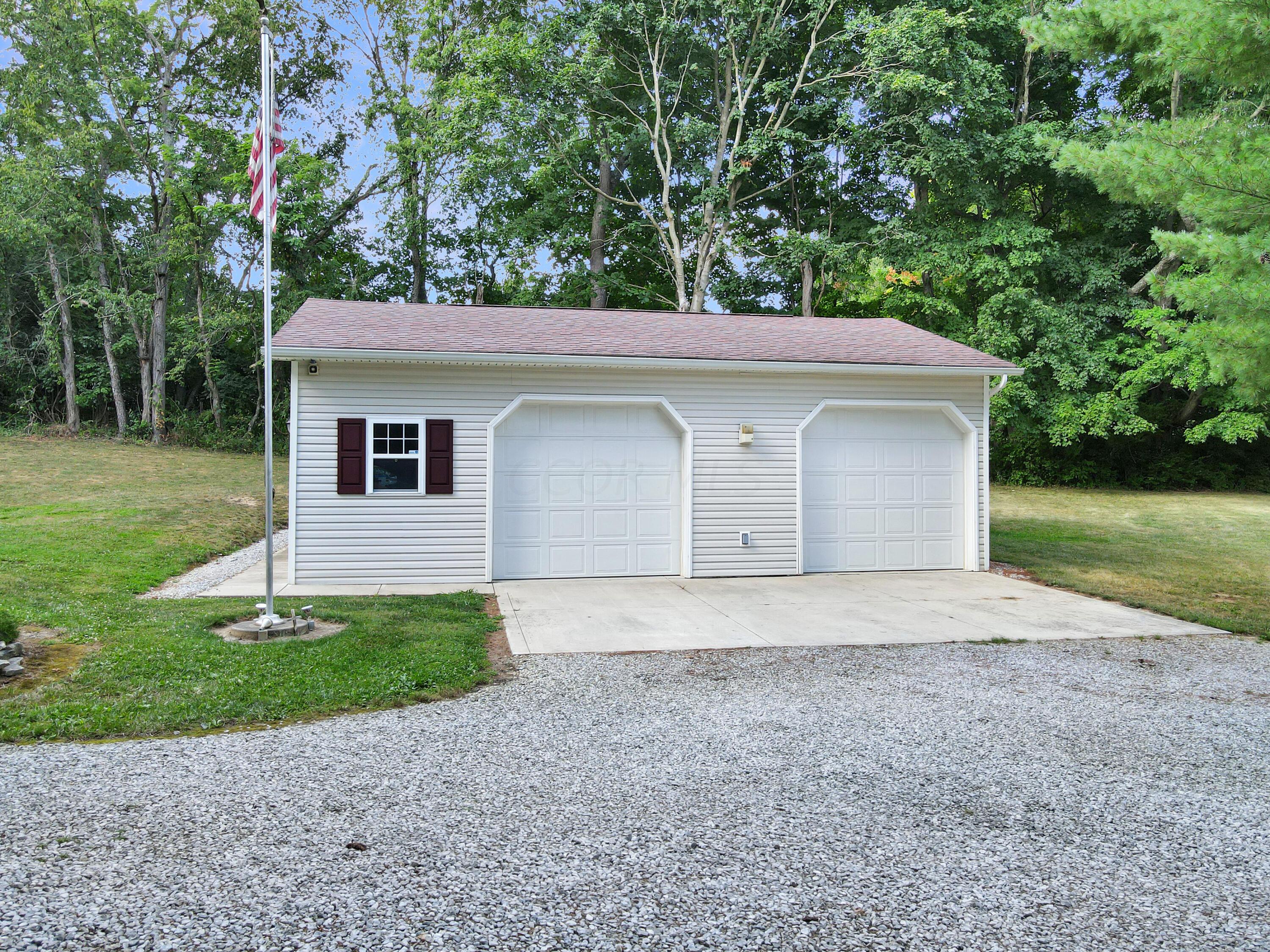 3440 Wheeling Road Northeast Lancaster, OH 43130 - Photo 11 of 39 dji_fly_20240801_172538_16_1722547550264