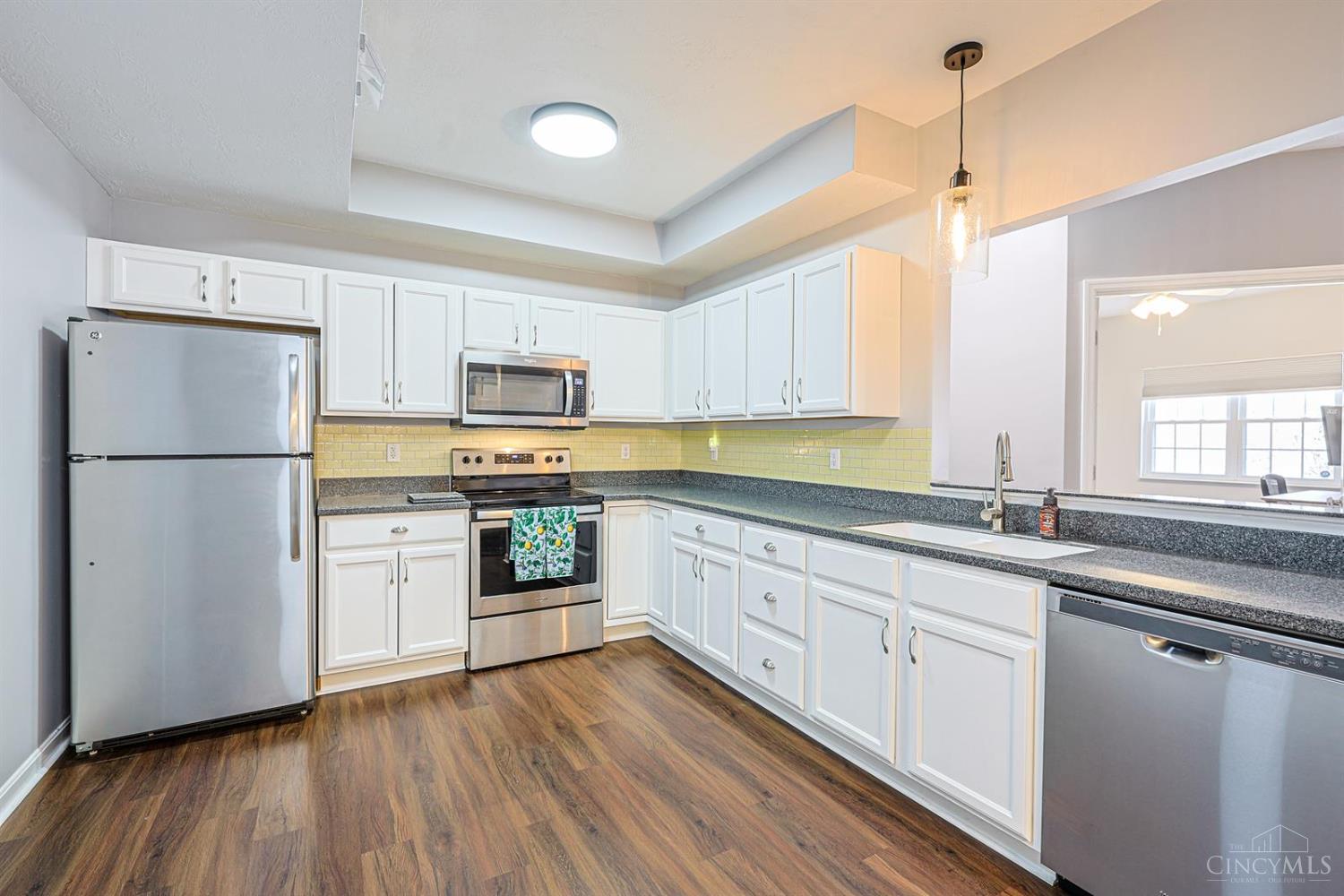 835 Neeb Road, Unit 6 Cincinnati, OH 45233 - Photo 13 of 35 Gallery Image 13
