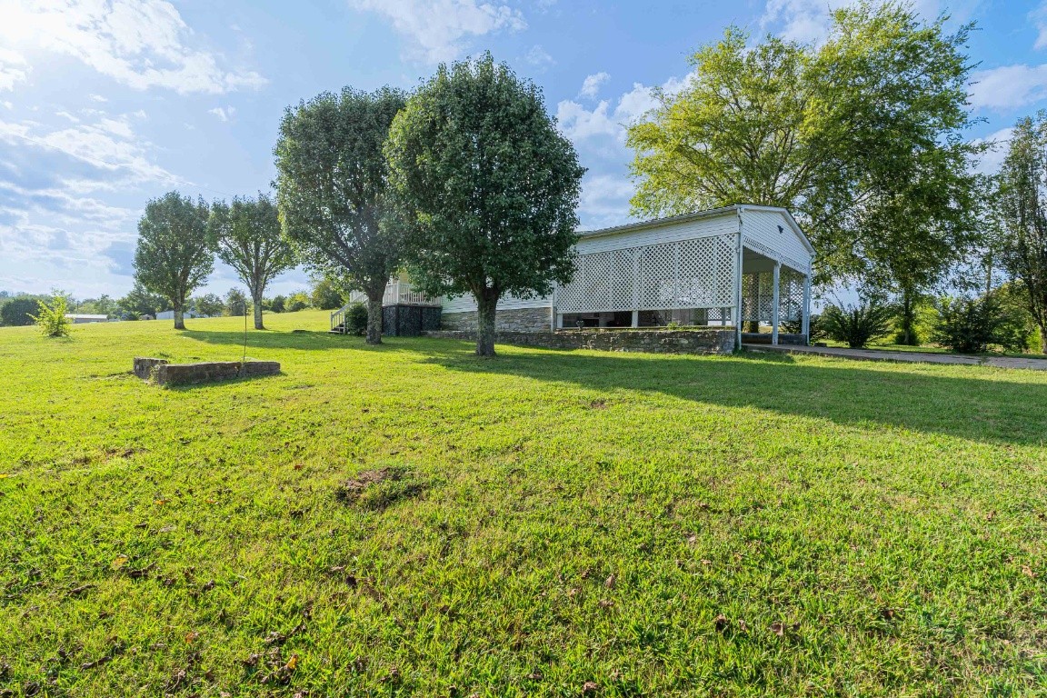 897 Lower Helton Road Alexandria, TN 37012 - Photo 2 of 29