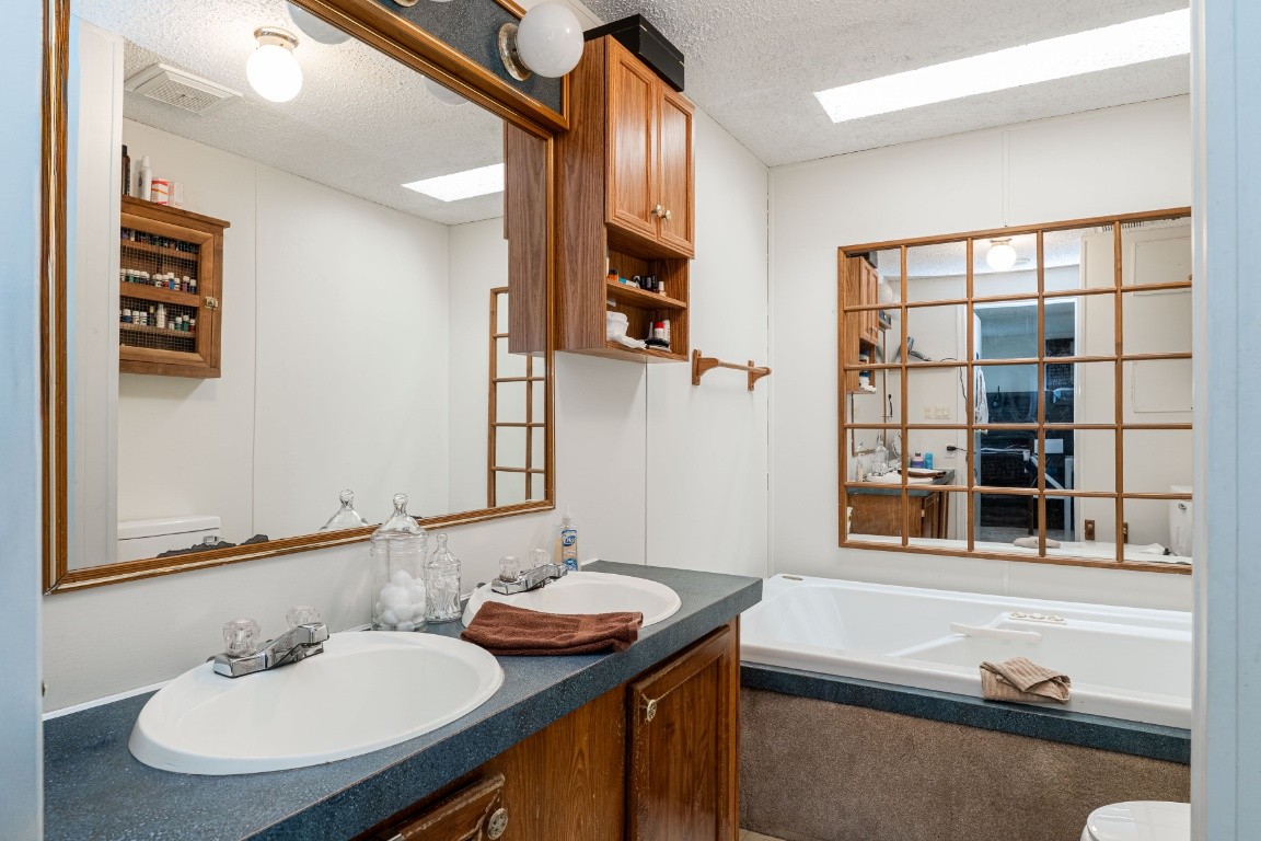 897 Lower Helton Road Alexandria, TN 37012 - Photo 8 of 29