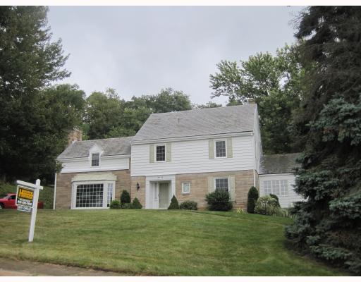 2035 Swallow Hill Road Pittsburgh, PA 15220 - Photo 2 of 18 Exterior Front.